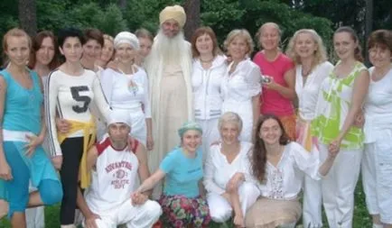 formare internațională privind pregătirea profesorilor de Bhajan yoga Kundalini yoga școală