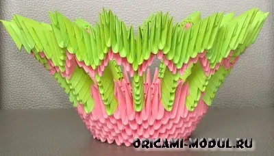 Модулна оригами бонбони