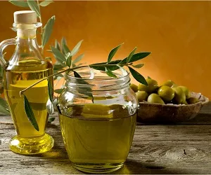 Olive ползи и вреди на петрола, тъй като продуктът се използва за коса