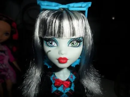 Frenki Shteyn de la Monster High (biografie, păpuși foto)