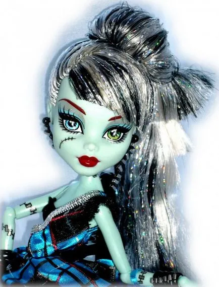 Frenki Shteyn de la Monster High (biografie, păpuși foto)