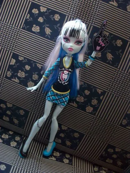 Frenki Shteyn de la Monster High (biografie, păpuși foto)