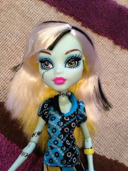 Frenki Shteyn de la Monster High (biografie, păpuși foto)