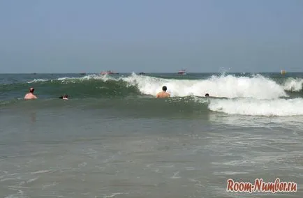 Baga Beach în Goa și plaja Baga - plaja principală în Goa