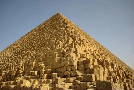 De ce a construit vechii egipteni piramide oprit