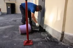 pardoseala din beton de stabilire a tehnologiei pe teren și suprapunerile