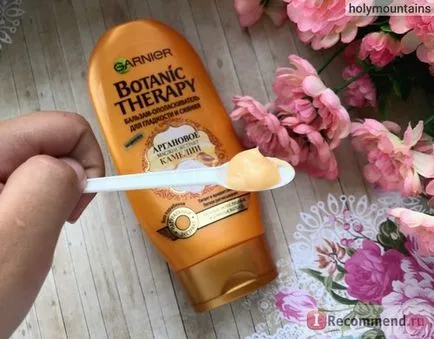 Balsam de clătire Terapia cu Garnier Botanic ulei de argan si extract de Camellia -