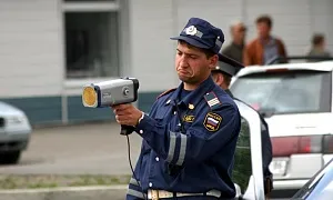 Mi azzal fenyeget, hogy meghaladja a sebességet az utakon