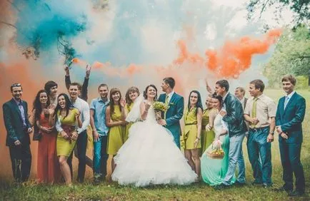 Színes füst egy esküvő fotózásra ötletek, fotók, videók