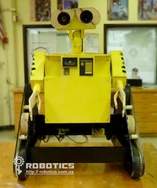 Diy робот WALL-E с контролер EZ-робот Bluetooth на