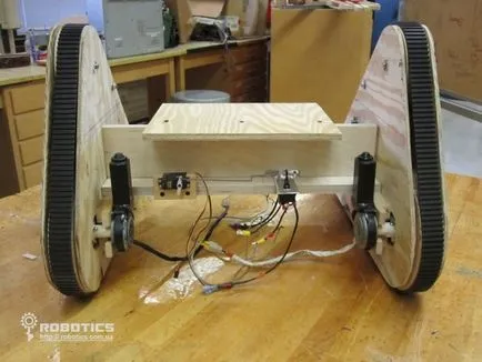 Diy робот WALL-E с контролер EZ-робот Bluetooth на