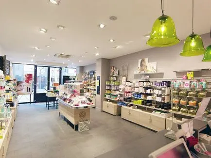 Franciza Boutique cosmetice pe bază de plante și parfumuri Yves Rocher - low cost, condiții, comentarii