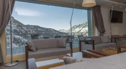 Stațiune de schi din Cervinia în Italia circuitul urme prețurile pentru permise de schi și hoteluri în 2017