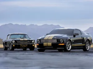 History Ford Mustang Shelby - versenyzés változata a legendás modell