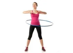 Cum să învețe să transforme Hula Hoop pe talie