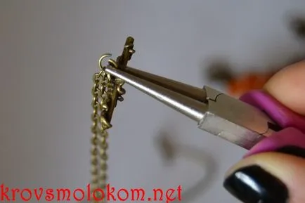 Hogyan készítsünk (gyártás) ékszerek nyaklánc gyöngy borostyán kezük
