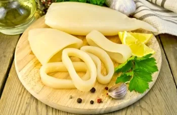 Squid előnyei és hátrányai az egészségre, kalória 100 gramm, hasznos tulajdonságok a test és