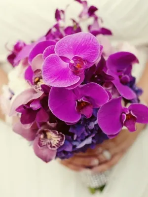 Сватбен букет от орхидеи