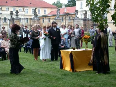 Сватбени тържества повдигане на завесата, особено в Кубан и казаците