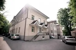 Kiev Spitalul Clinic Regional, veniții