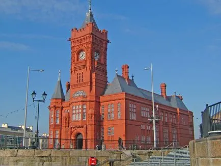 Cardiff, Marea Britanie - vacanta, meteo, recenzii, fotografii