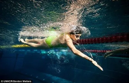 Legendele Rio poveste de înotător în vârstă de 18 de ani sirian, care a salvat 20 de persoane pe mare, știri
