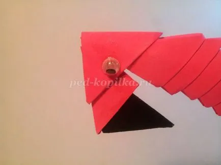 Moduláris origami rózsaszín flamingó