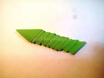 Moduláris origami rózsaszín flamingó