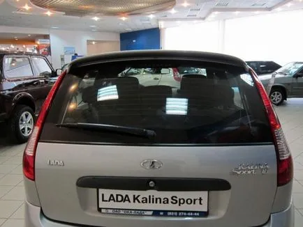 Mulaje și spoiler hatchback Lada Kalina Sport