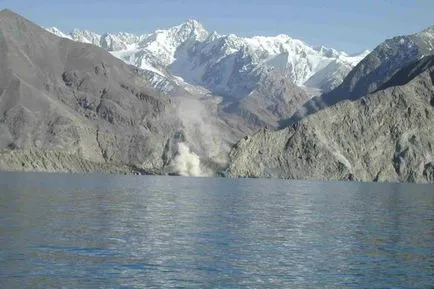 Lake Sarez - bomba