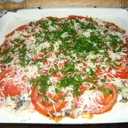 Vegyes pizza fotók lépésről lépésre recept