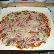 Vegyes pizza fotók lépésről lépésre recept