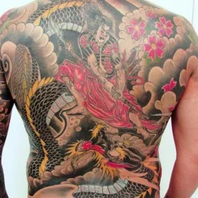 Samurai tatuaj sensul - semnificația simbolului pentru fete si baieti