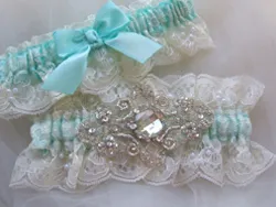 Garter miresei - un accesoriu picant