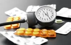 Fokozott vénás vérnyomás csökkentése és normalizálása