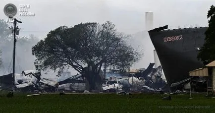 Последиците от експлозията в завода тор в Тексас (10 снимки)