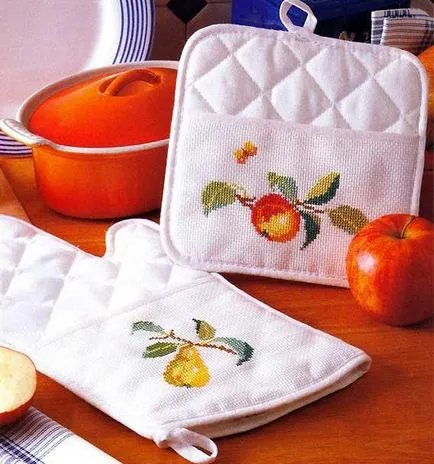 Potholder за кухня с ръцете си