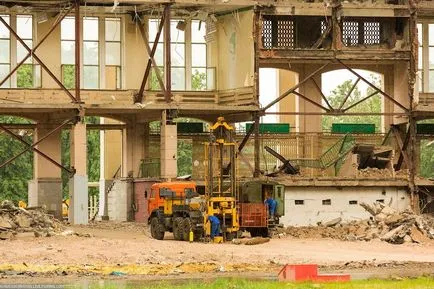 Reconstrucția „Luzhniki“ - știri în imagini