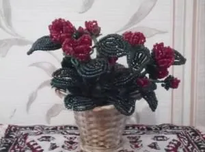 Rose Beaded интересни начини да тъкат в майсторски класове (видео)