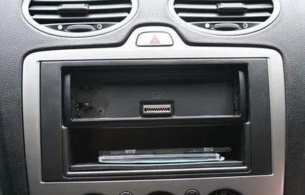 Самостоятелно инсталиране на радиото в Ford Focus