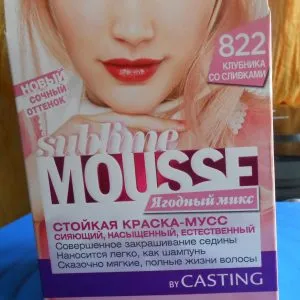 Rezistent la vopsea-spuma de păr L - Oréal Paris mousse sublimă, umbra 822 - căpșuni cu smântână,