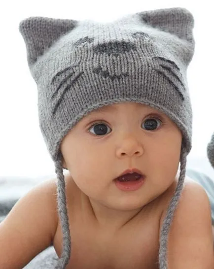 Elegáns kalap macska szájkosár és kesztyű baba kötés