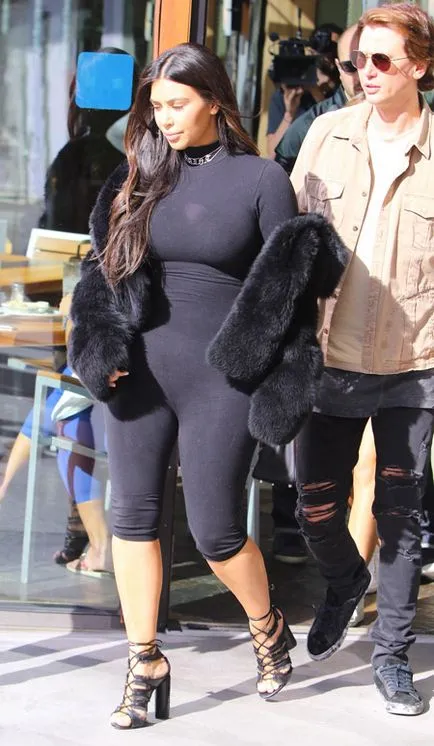 Stílusa Kim Kardashian Photo