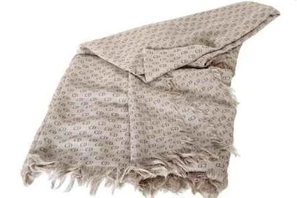 A legjobb útmutató, FOULARD (minta)