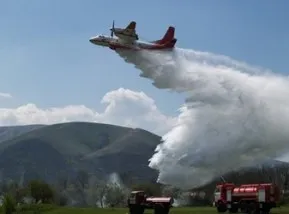 Tűzoltó a levegőből - mentők berendezések, felszerelések, a termelés