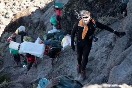 Alpinism Kilimanjaro versiune economie - recreere