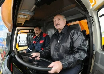 Minden gép Lukasenko ettől Lada páncélozott Mercedes Pullman, Fehéroroszország News