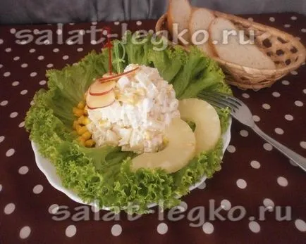Salata de ananas cu pui