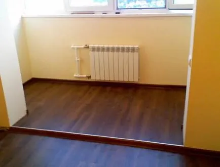 Bateria pe balcon de încălzire balcon sau loggie