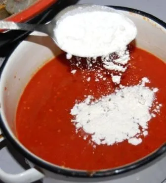Попчета в доматен сос